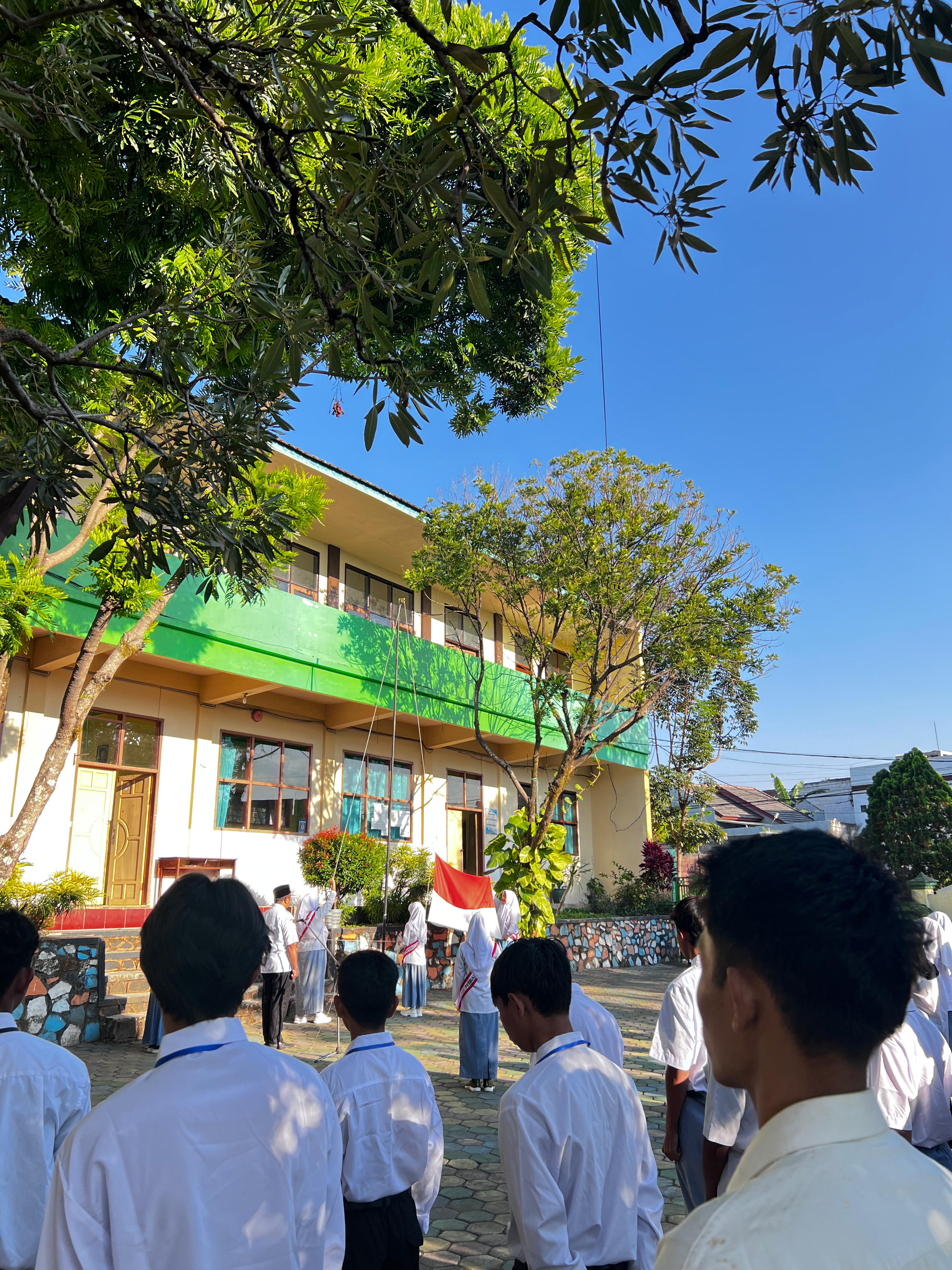 Upacara Bendera - Menanamkan Semangat Kebangsaan